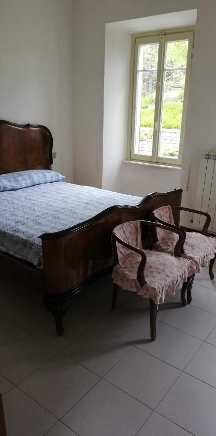 Residenza Santa Valeria Hotel Caglio Bagian luar foto