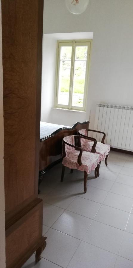 Residenza Santa Valeria Hotel Caglio Bagian luar foto