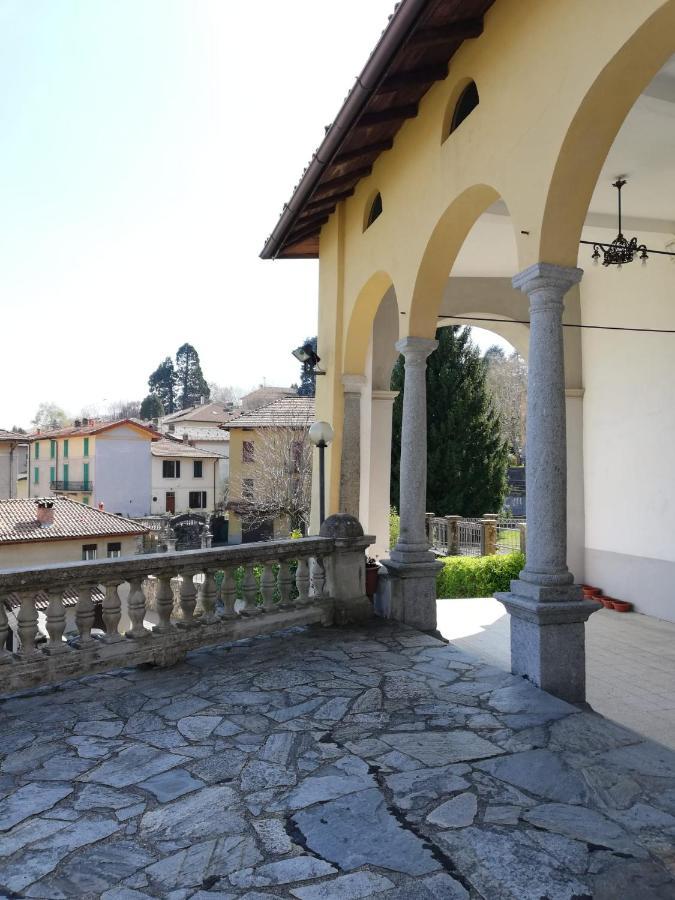 Residenza Santa Valeria Hotel Caglio Bagian luar foto