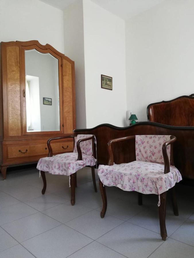 Residenza Santa Valeria Hotel Caglio Bagian luar foto
