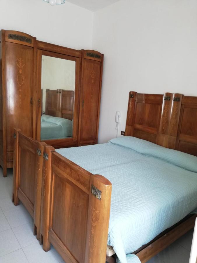 Residenza Santa Valeria Hotel Caglio Bagian luar foto