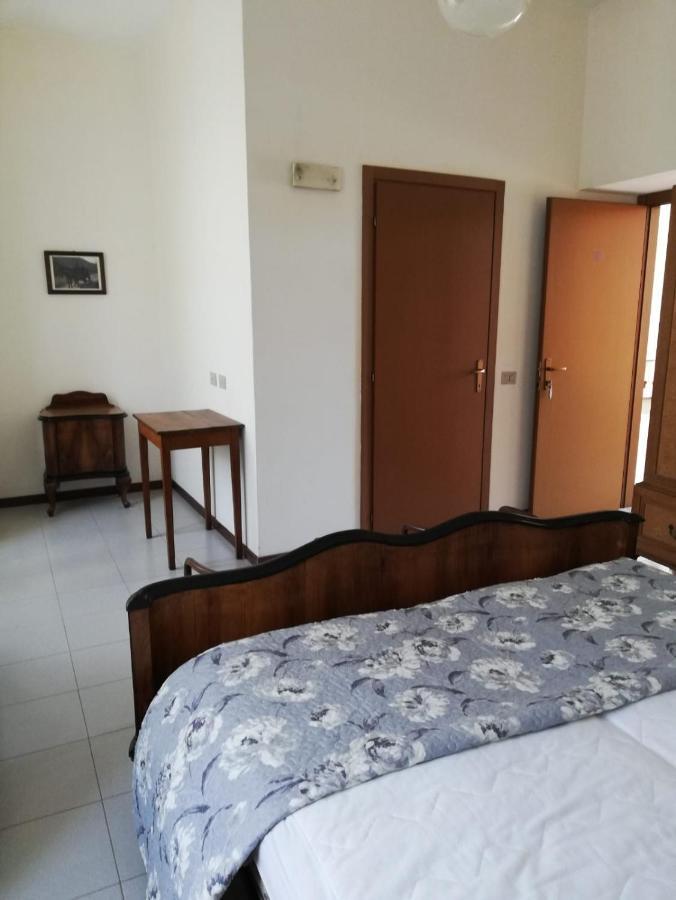 Residenza Santa Valeria Hotel Caglio Bagian luar foto