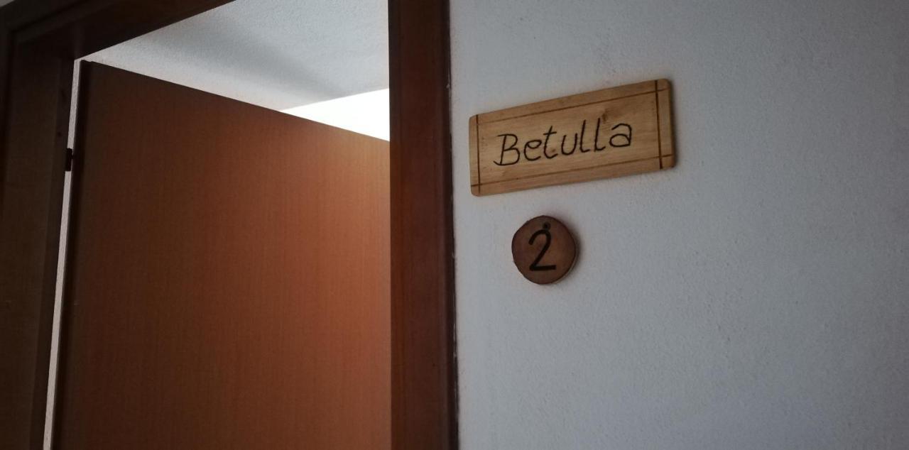 Residenza Santa Valeria Hotel Caglio Bagian luar foto