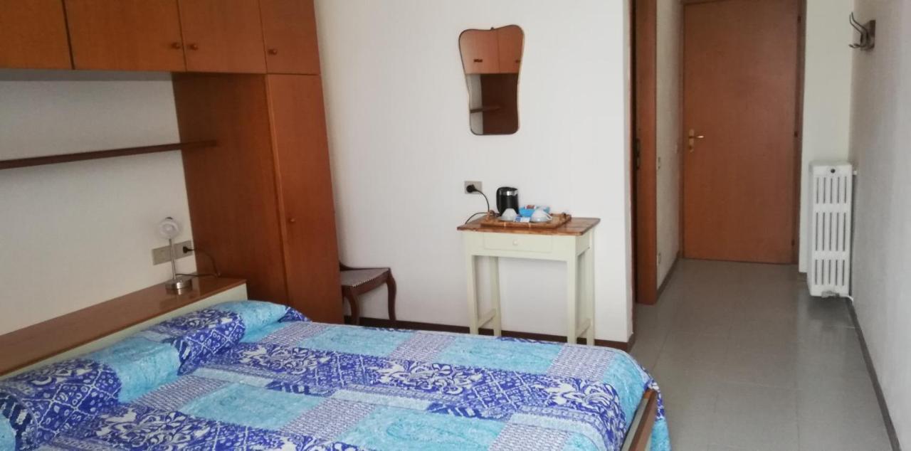 Residenza Santa Valeria Hotel Caglio Bagian luar foto
